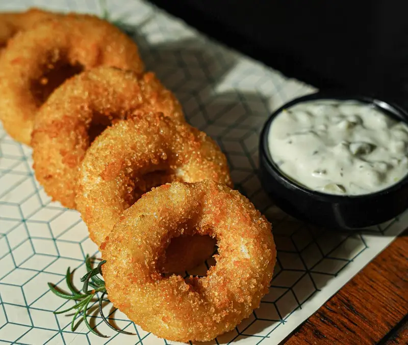Calamari Rings <span style="color: white"><br>7$</br></span></p>