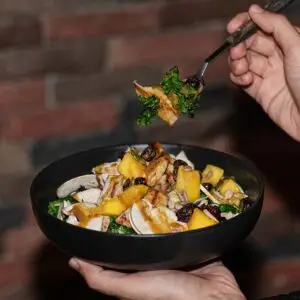 Chicken Kale <span style="color: white"><br>9$</br></span></p>