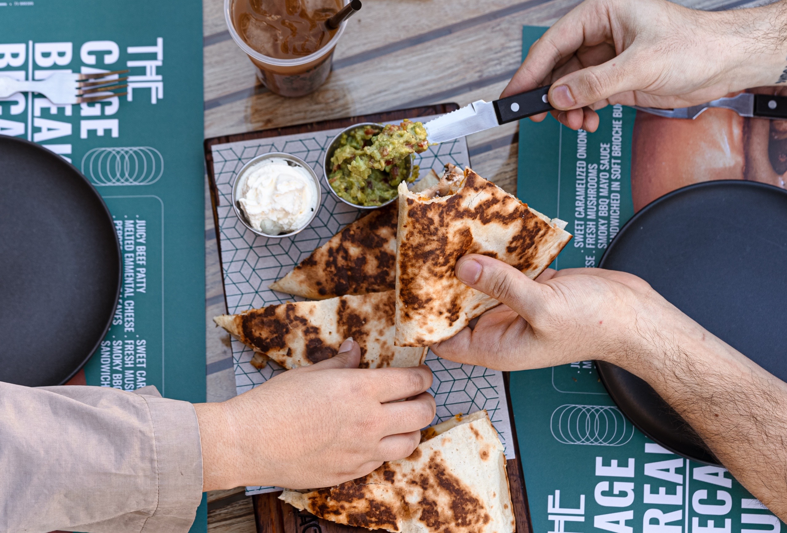 Quesadillas <span style="color: white"><br>7.5$</br></span></p>
